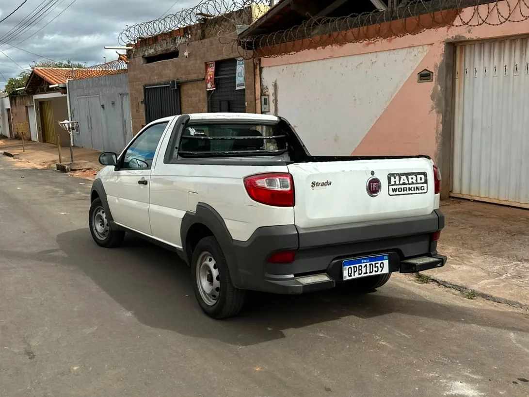 Fiat Strada Working 1.4 mpi Fire Flex 8V CS foto 2