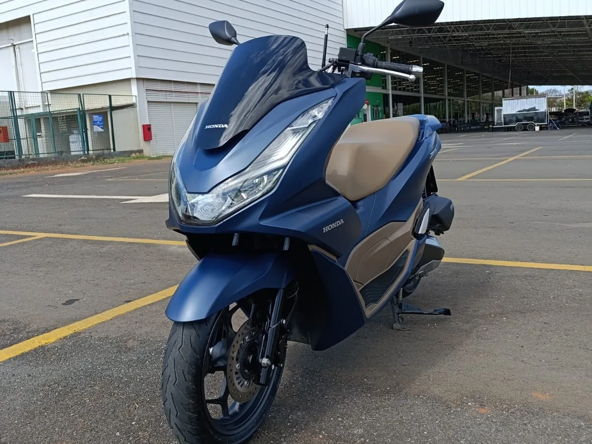 Honda PCX DLX 2024 - Abaixo da Fipe e na garantia até 12/27 foto 2