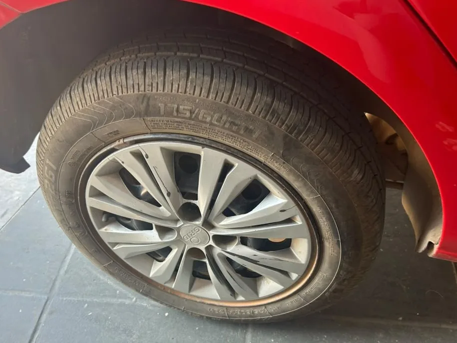 GOL G5 1.0  foto 3