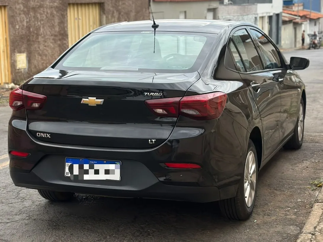 ONIX 1.0T | 2022 foto 3