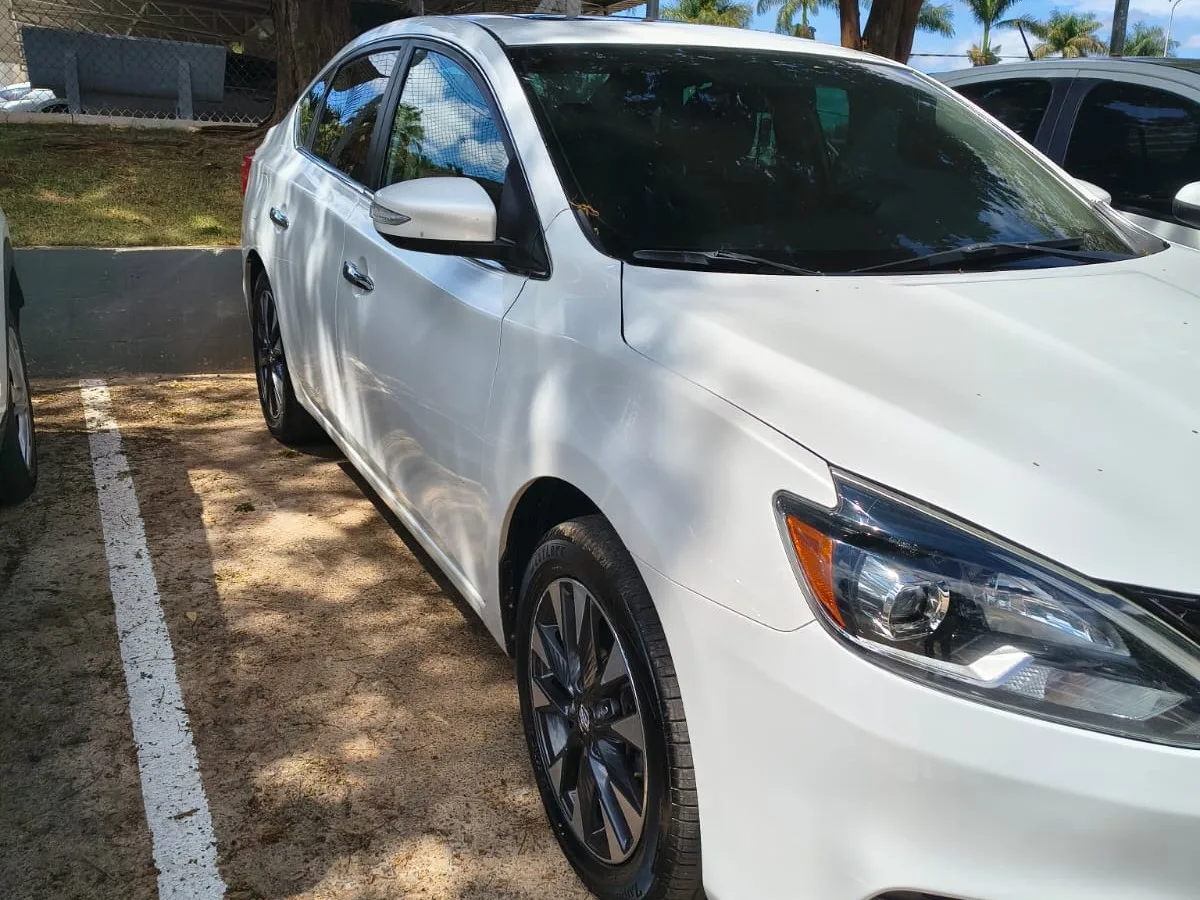 Sentra SL 2018 (Teto solar, com BOSE) foto 5