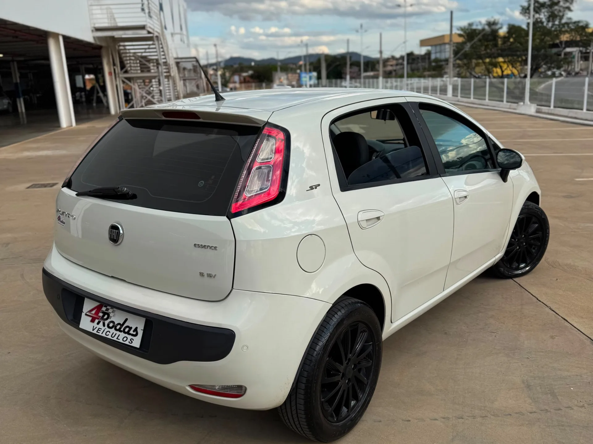 FIAT PUNTO foto 4