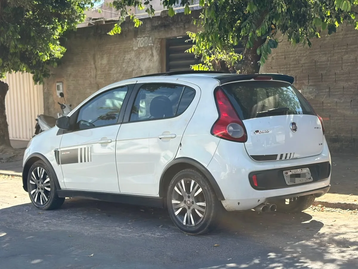 Fiat Palio Sporting 2015 foto 3