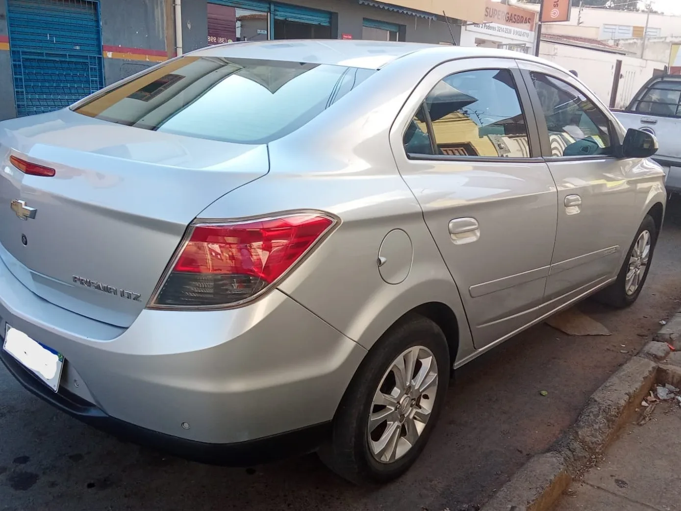 PRISMA LTZ 1.4 | 2015/15  foto 4