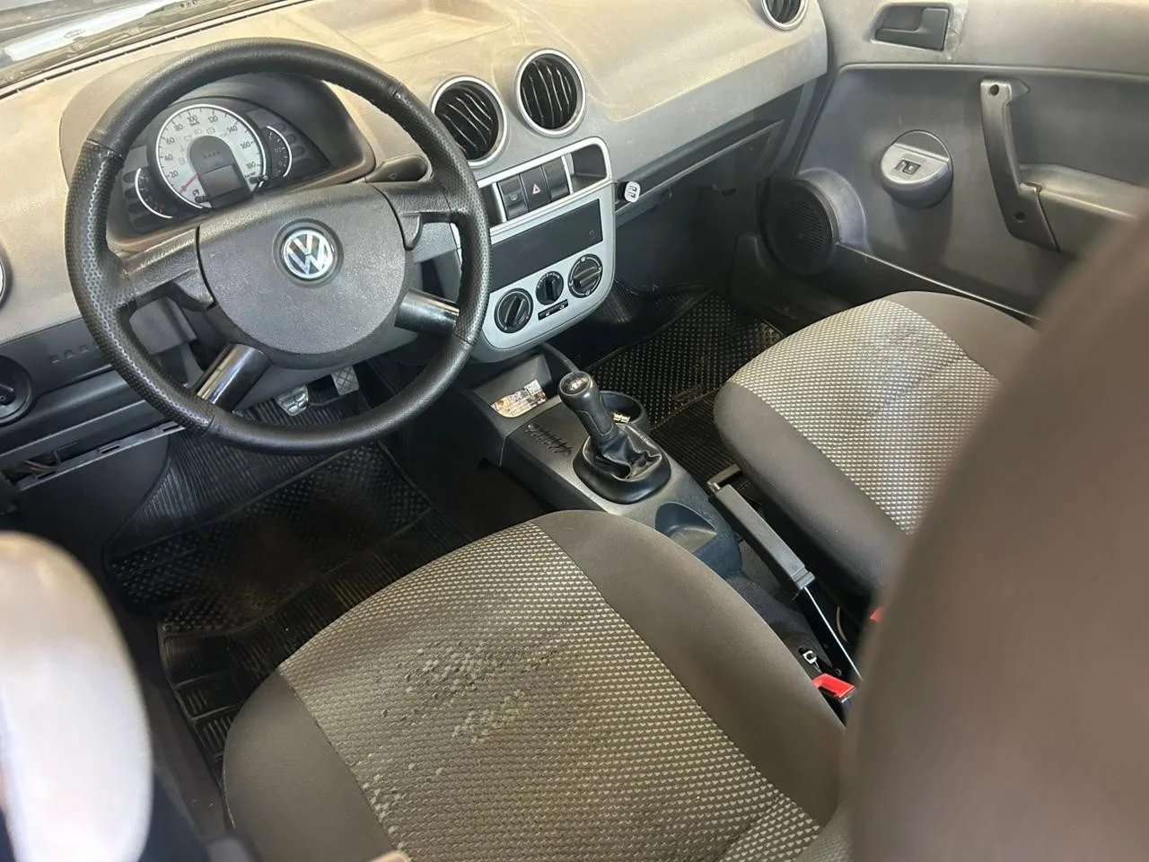 GOL G4 2014 1.0 foto 2