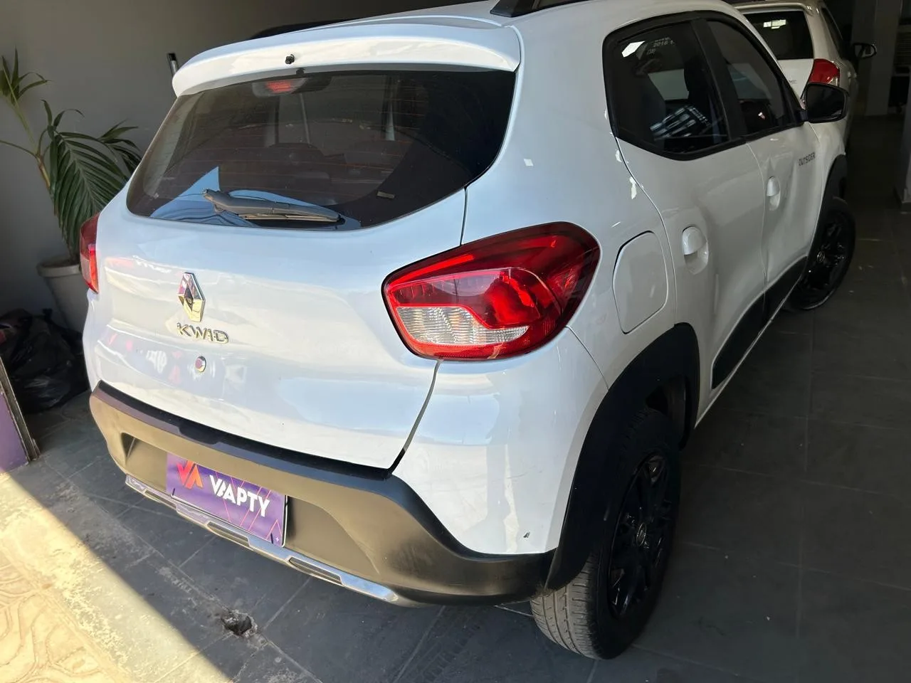 Renault KWID OUTSIDER 1.0 Flex 12V 5p Mec. foto 7