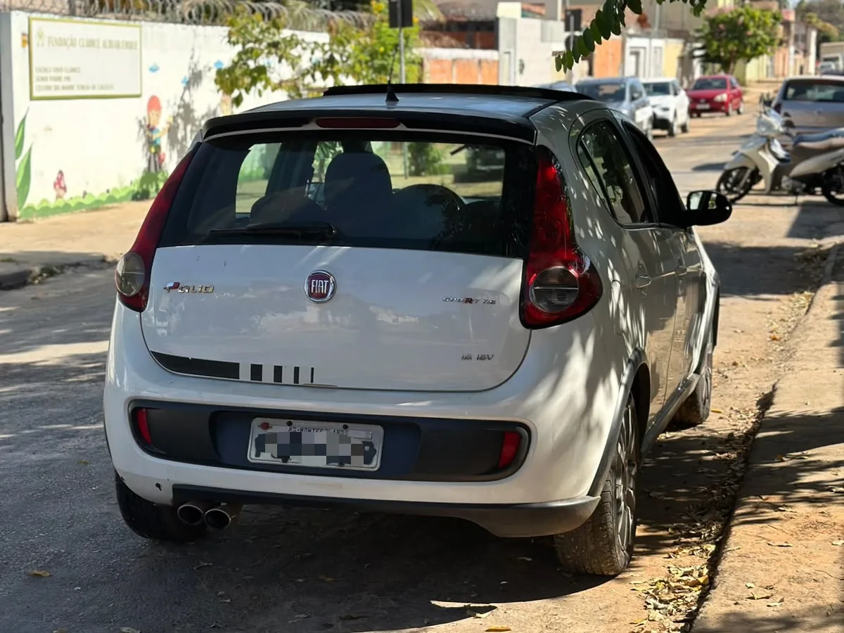 Fiat Palio Sporting 2015 foto 4