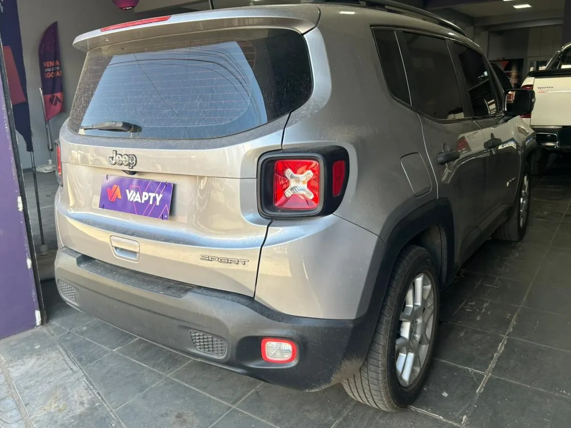 Renegade Sport 2021 1.8  foto 4