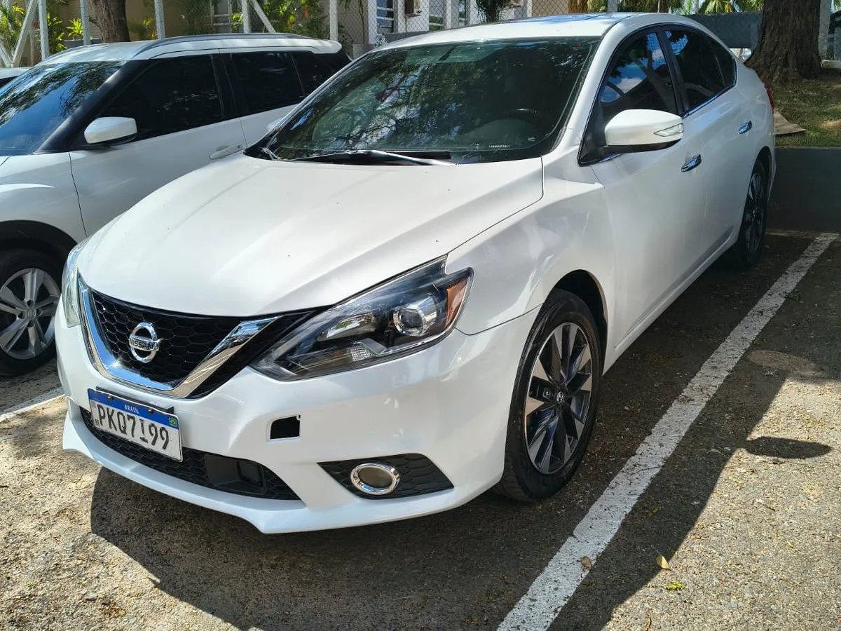 Sentra SL 2018 (Teto solar, com BOSE) foto 7