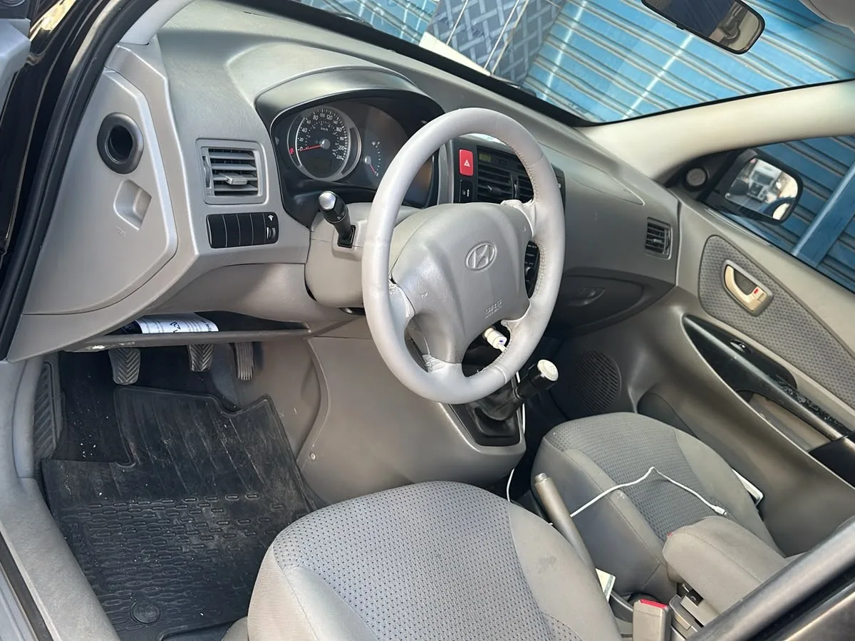 Hyundai Tucson 2.0 foto 6