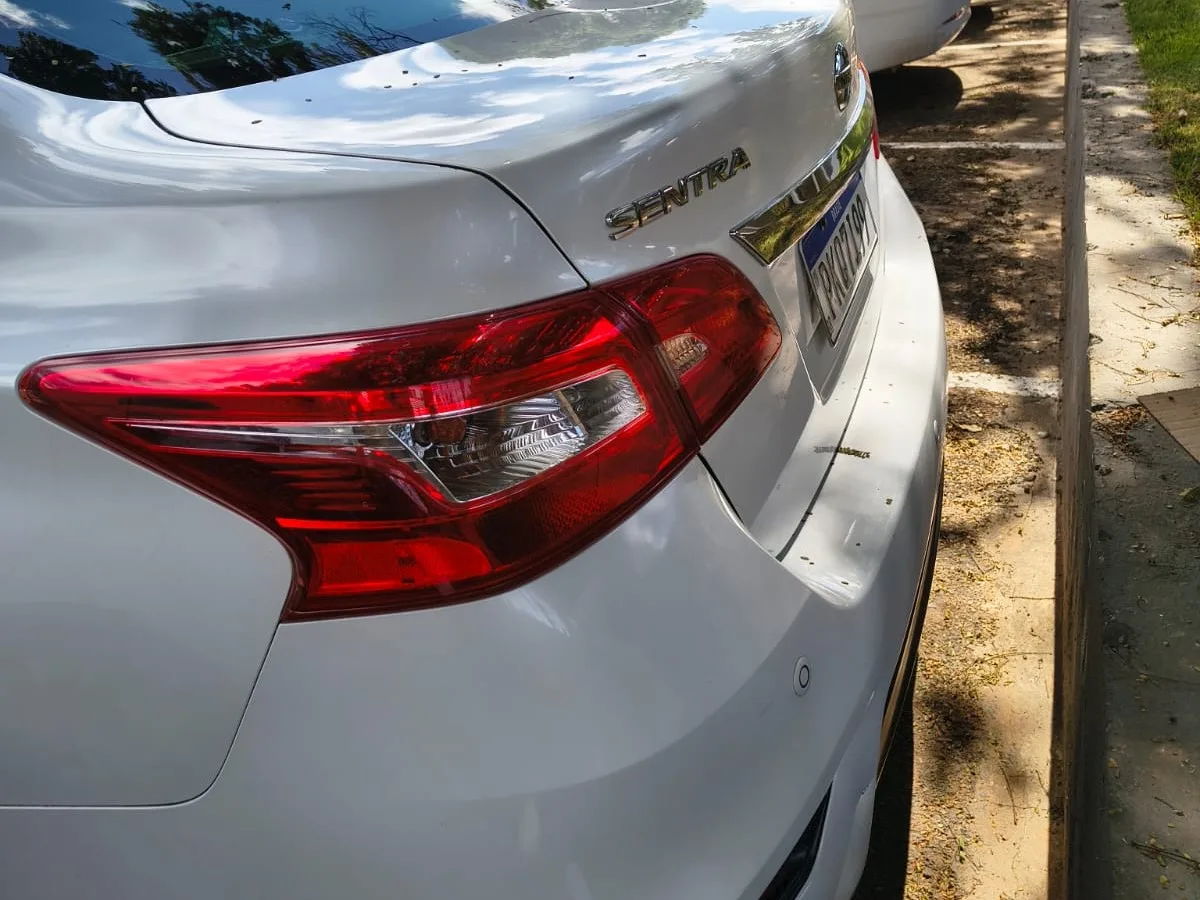 Sentra SL 2018 (Teto solar, com BOSE)